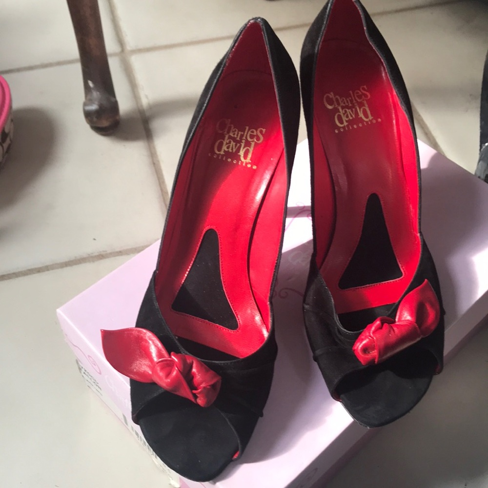 Size 8.5 Charles David black and red peep toe heel